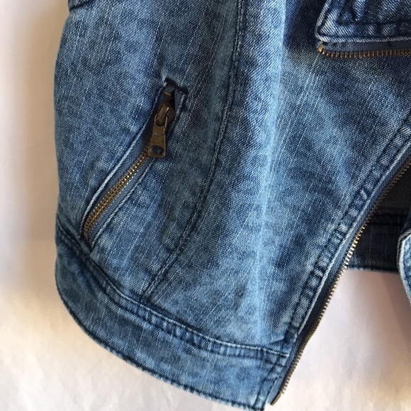 Love Republic cropped blue jean vest with zippers, size S - Picture 3 of 9